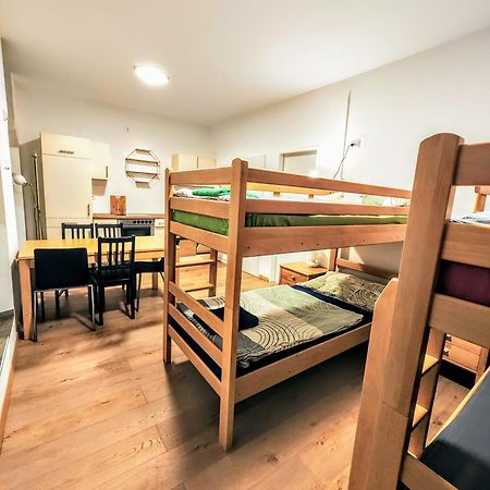 Cosy Family Condo // Double Deck Вена Экстерьер фото